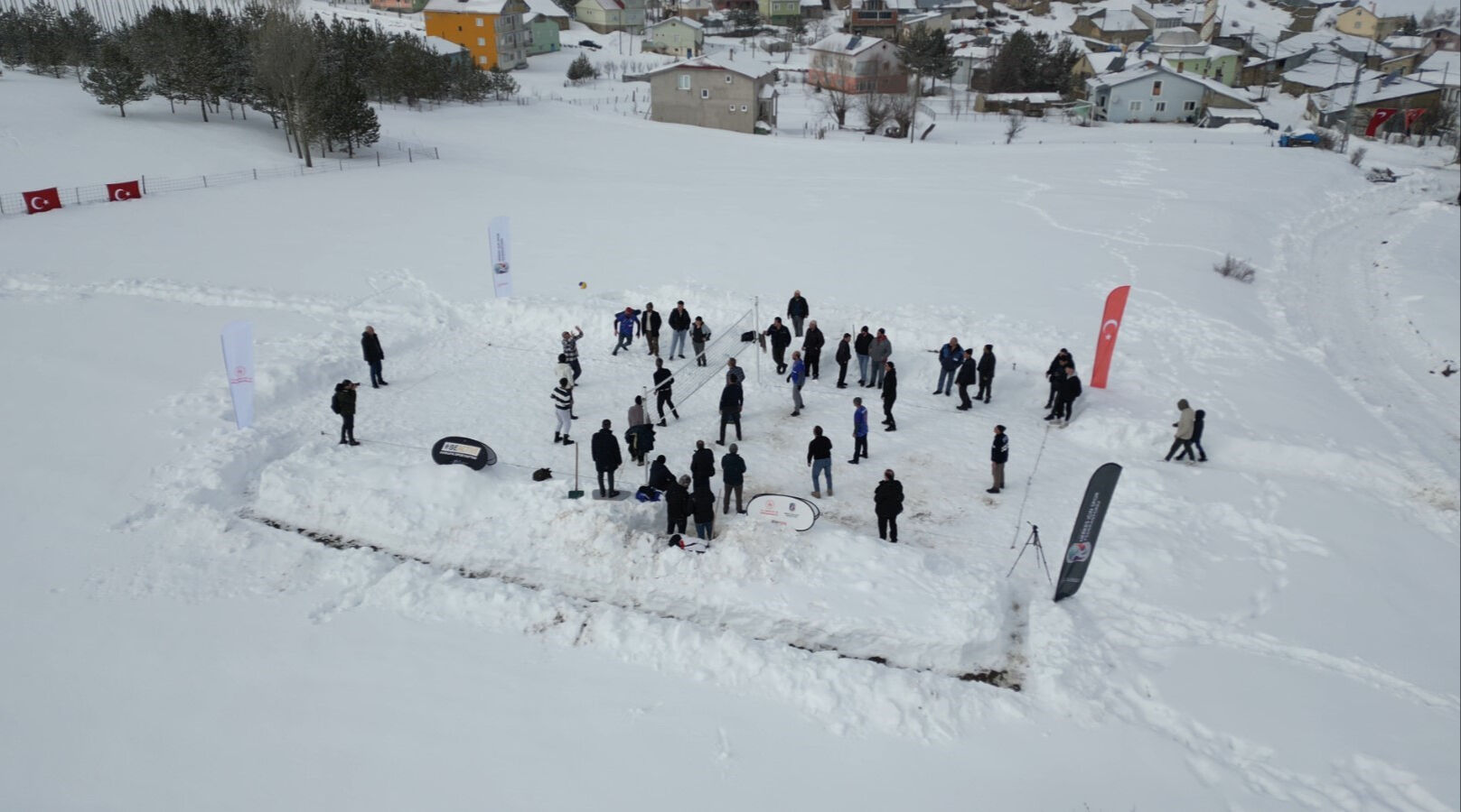 Gümüşhane'de 32 yıldır devam eden gelenek! Yaşlısıyla genciyle her cumartesi bunu yapıyorlar - 2. Resim