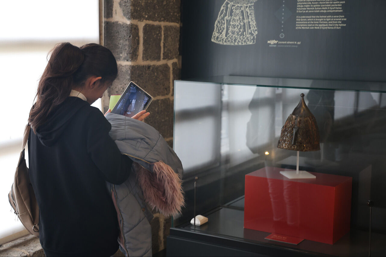 Son Memlük Sultanı Kansu Gavri'nin miğferi burada sergileniyor: - 2. Resim