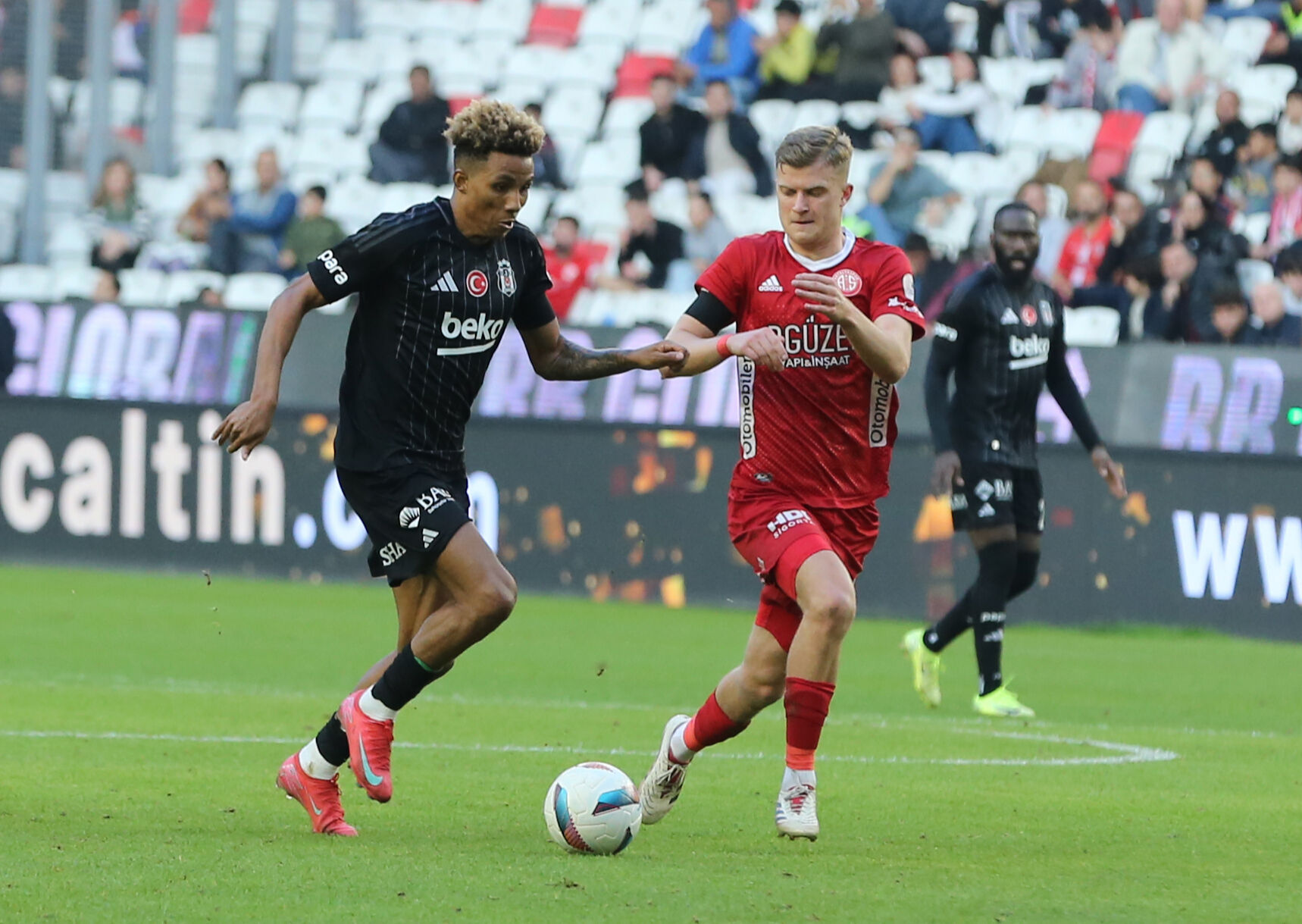 Süper Lig'de ilk maçına çıktı! Spor yazarları Antalyaspor-Beşiktaş maçını değerlendirdi Süper Lig'de ilk maçına çıktı! Spor yazarları Antalyaspor-Beşiktaş maçını değerlendirdi - 6. Resim