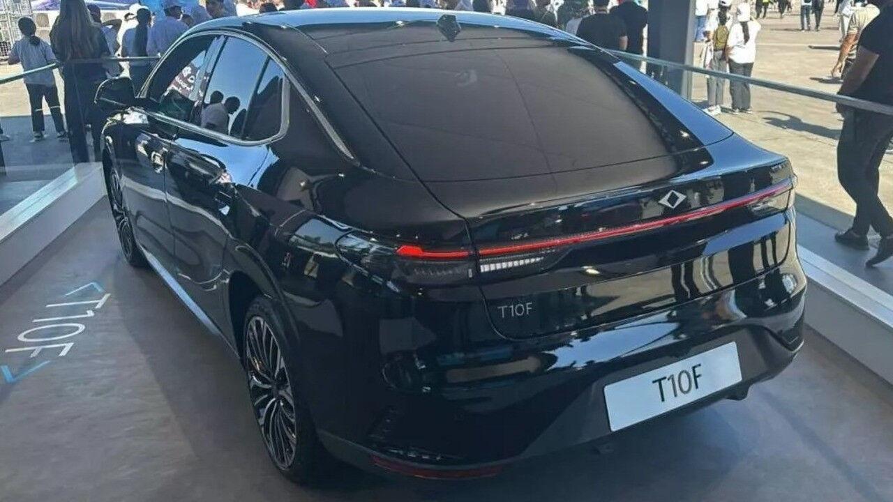 Togg’un Sedan modeli T10F’in beklenen fiyatı ve menzili, daha önce duymadığınız tüm özellikleri ve çıkış tarihi… - 3. Resim