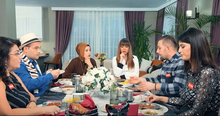 Yemekteyiz Nursena Karakuş kimdir? Zuhal Topal'la Yemekteyiz 1. gün yarışmacısı - 1. Resim