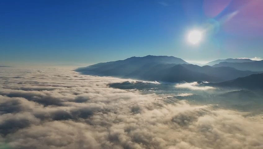 Yoğun sis şehirleri tamamen kapladı! Ortaya kartpostallık fotoğraflar çıktı Yoğun sis şehirleri tamamen kapladı! Ortaya kartpostallık fotoğraflar çıktı - 7. Resim