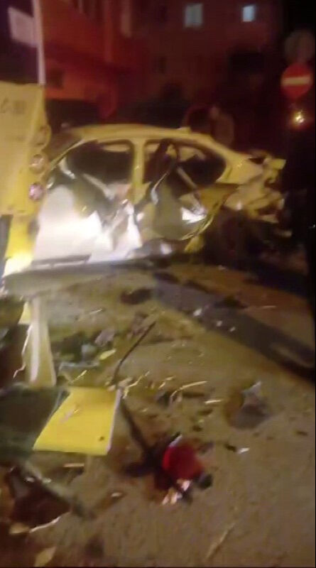 Ataşehir'de İETT'nin karıştığı feci kaza! Ölü ve yaralılar var Ataşehir'de İETT'nin karıştığı feci kaza! Ölü ve yaralılar var - 1. Resim