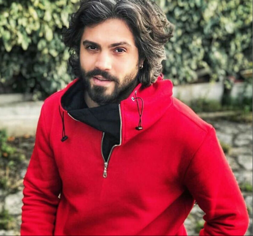 Aykut İgdeli kimdir, neden kendi mesleğini yapamadı? Ünlü oyuncu intihar etmeyi düşündüğünü açıkladı - 1. Resim