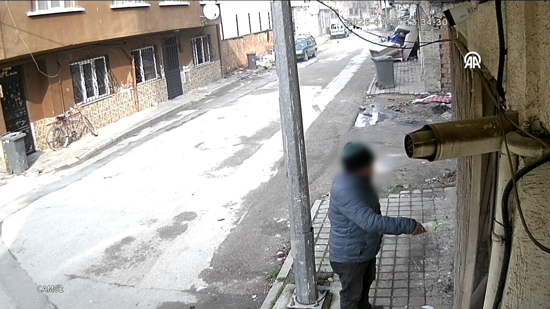 Bursa'da 24 saatlik rehine krizi! Çocuklarını rehin alan baba ikna edilemiyor - 3. Resim