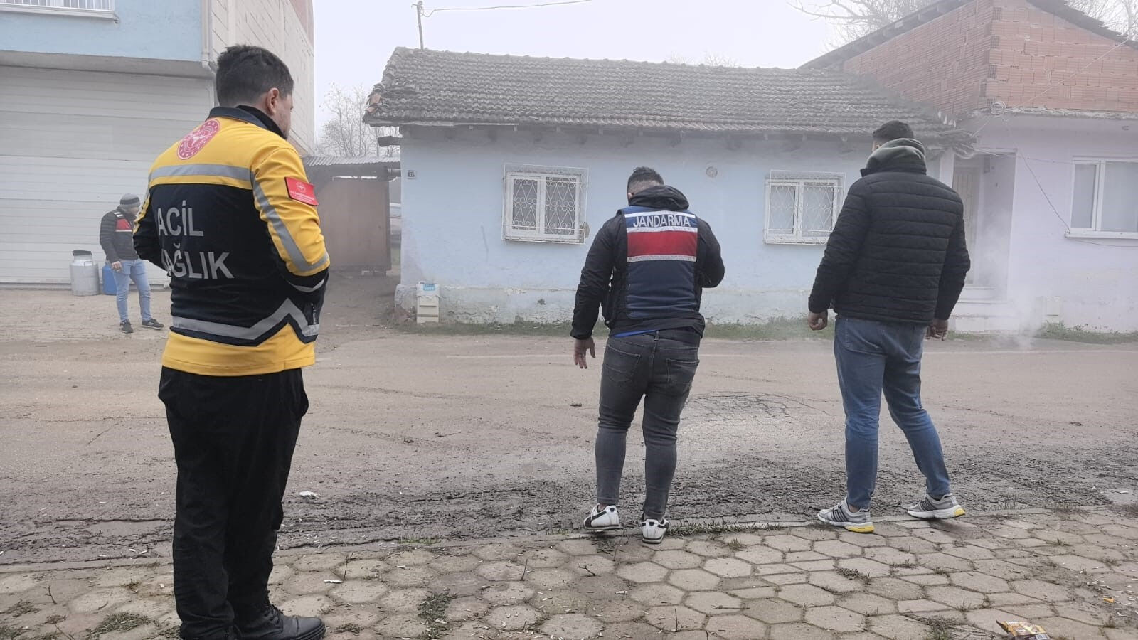 Bursa'da rehine krizi! 15 saati aşkındır ikna edilemiyor... İki çocuk için gergin bekleyiş - 3. Resim