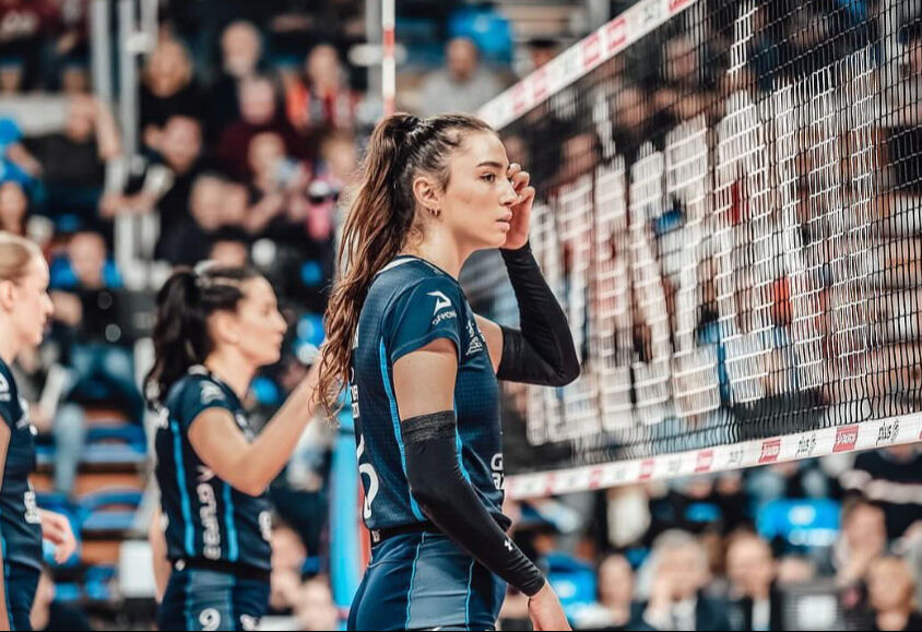 Saliha Şahin kimdir, kaç yaşında? Yeni adresi belli oldu: Gelecek sezon Beşiktaş'tan ayrılıyor Saliha Şahin kimdir, kaç yaşında? Yeni sezonda takımdan ayrılıyor - 1. Resim