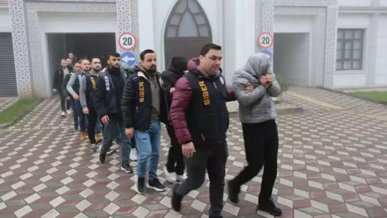 Vatandaşları evcil hayvanlar üzerinden dolandırdılar! 7 ilde operasyon, 33 kişi tutulandı - 3. Resim