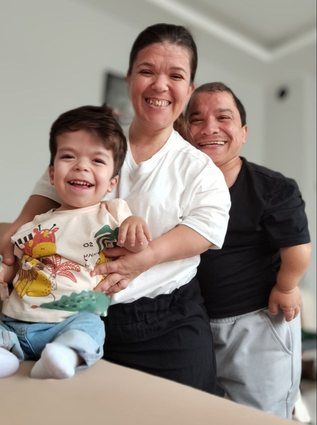 1 milyondan fazla takipçileri vardı! Fenomen çiftin çocuğundan acı haber! Duyanlar gözyaşlarına boğuldu 1 milyondan fazla takipçileri vardı! Fenomen çiftin çocuğundan acı haber! Duyanlar gözyaşlarına boğuldu - 1. Resim