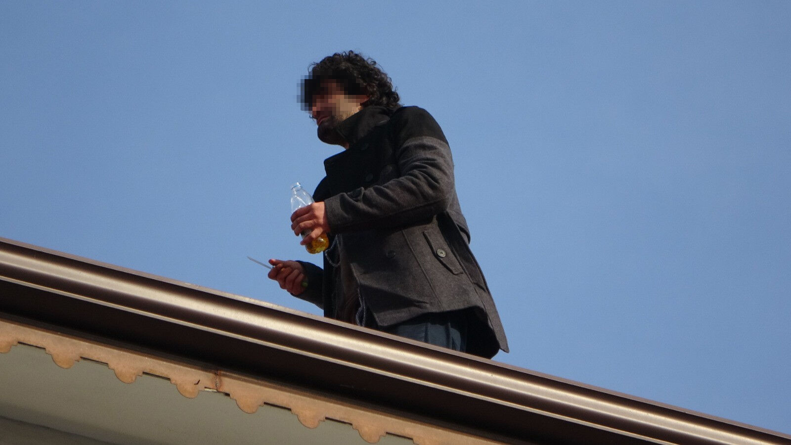 Bu da Antalya'nın intihar gezgini! Yüzlerce kez çatıya çıktı, yaptıkları akıllara durgunluk verdi - 2. Resim