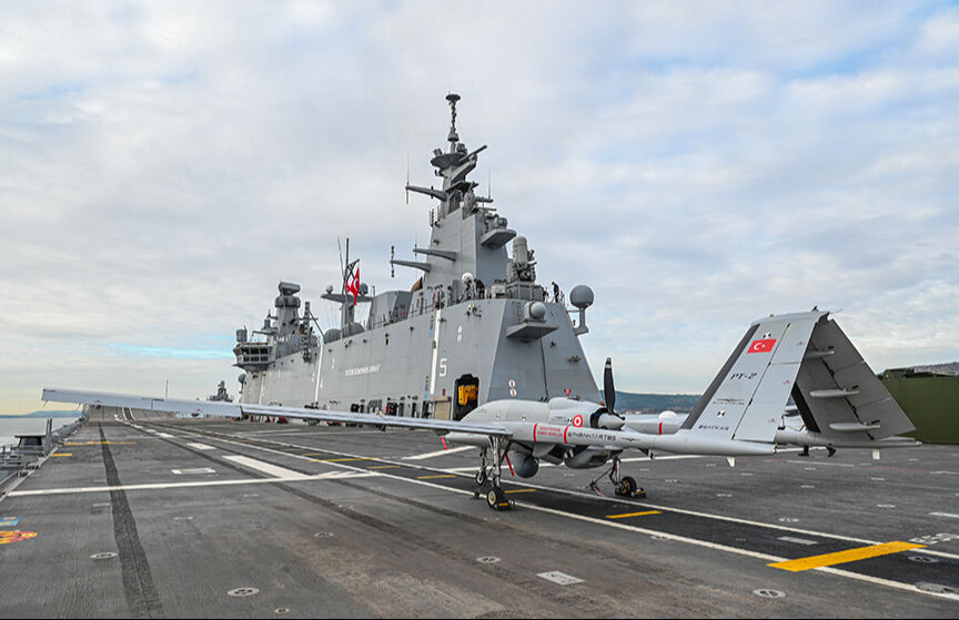 İspanya TCG Anadolu’dan ilham aldı: Juan Carlos I, drone gemisine dönüşüyor! İspanya TCG Anadolu’dan ilham aldı: Juan Carlos I, drone gemisine dönüşüyor! - 1. Resim