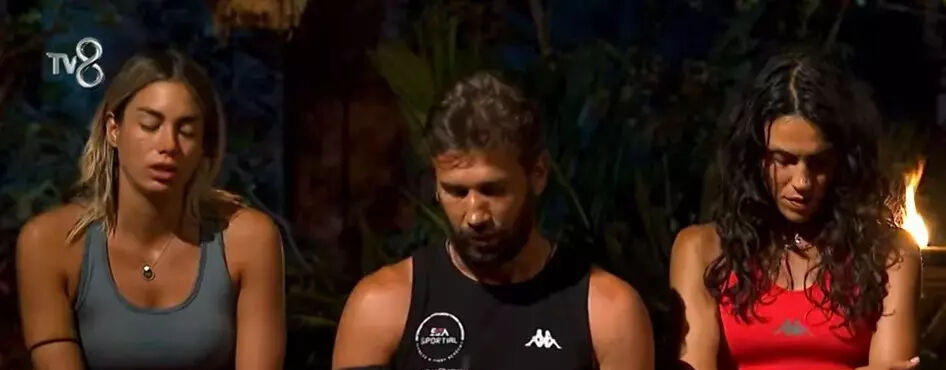 Survivor'da gergin anlar! Tartışma çıkınca fenalaştı! Acun Ilıcalı'dan olay açıklama Survivor'da gergin anlar! Tartışma çıkınca fenalaştı! Acun Ilıcalı'dan olay açıklama - 1. Resim