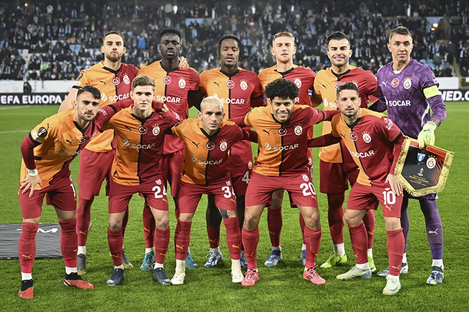 Ajax Galatasaray maçı hakemi kim, nereli, kaç yaşında? Ajax Galatasaray maç kadrosu muhtemel ilk 11'ler! Ajax Galatasaray maçı hakemi kim, nereli, kaç yaşında? Ajax Galatasaray maç kadrosu muhtemel ilk 11'ler! - 4. Resim