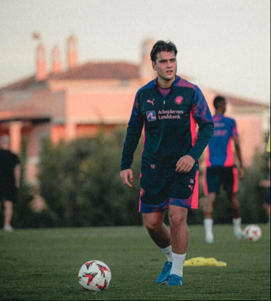 Aral Şimşir kimdir, hangi takımda oynuyor? Maç öncesi çarpıcı Fenerbahçe açıklamalarında bulundu - 1. Resim