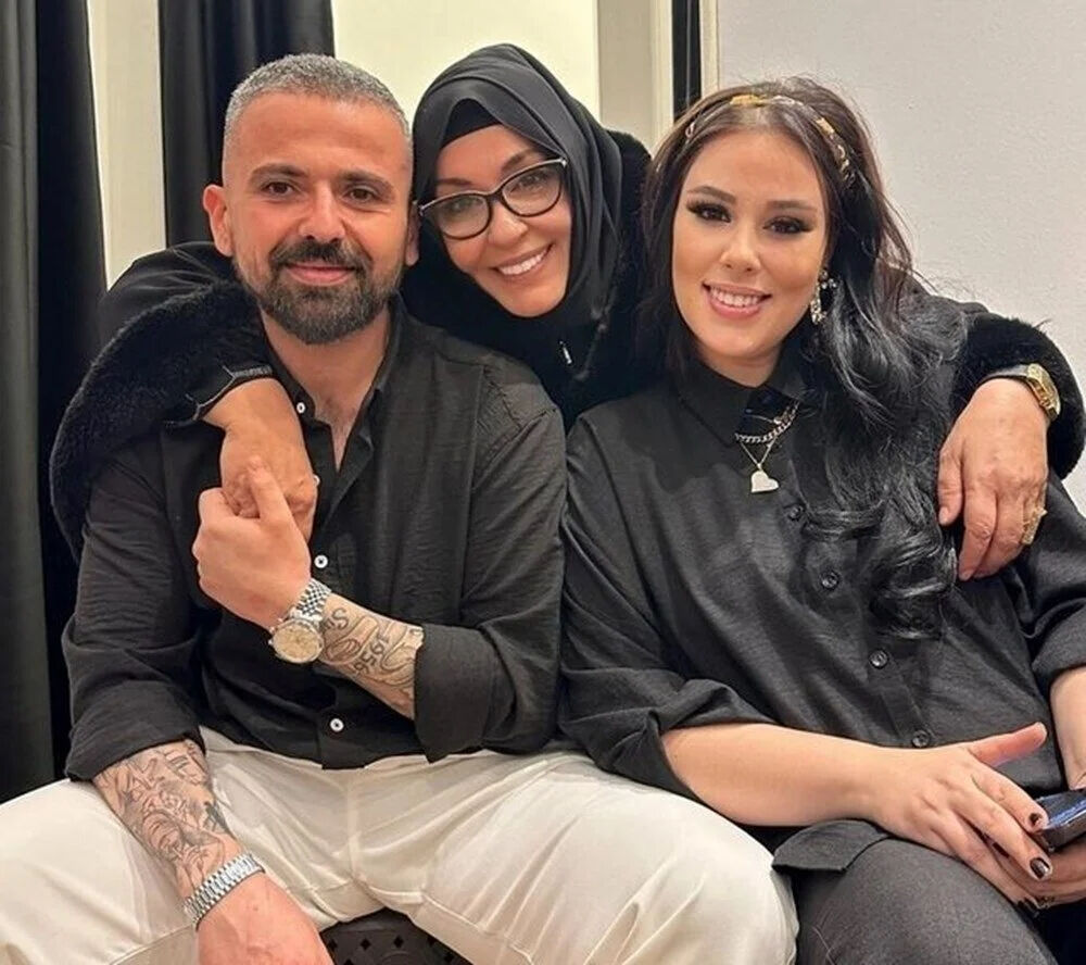 Babasıyla davalık olmuştu! Tuğçe Tayfur kepenk indirdi! Mağazalarına tek tek kilit vuruyor Babasıyla davalık olmuştu! Tuğçe Tayfur kepenk indirdi! Mağazalarına tek tek kilit vuruyor - 4. Resim