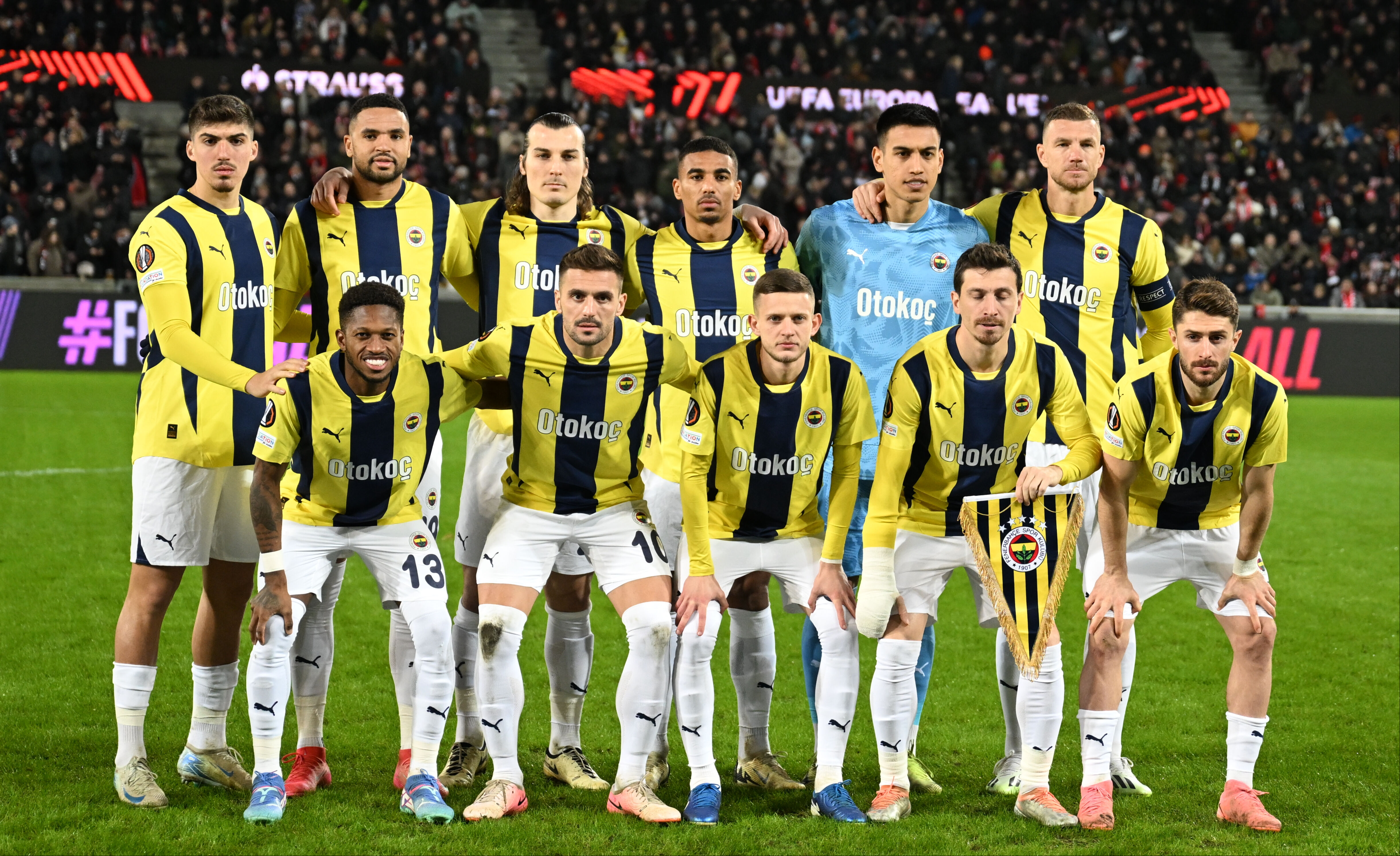Fenerbahçe galibiyeti son dakikalarda kaçırdı! Kanarya Danimarka'dan 1 puanla döndü CANLI | Midtylland - Fenerbahçe! İlk yarı oynanıyor - 1. Resim