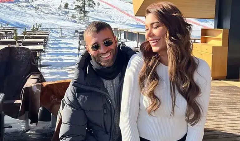 Ebru Şancı Öztürk İngiltere'de market gezdi! Gösterdiği üzümün fiyatını görenler şoke oldu!  Ebru Şancı Öztürk İngiltere'de market gezdi! Gösterdiği üzümün fiyatını görenler şoke oldu!