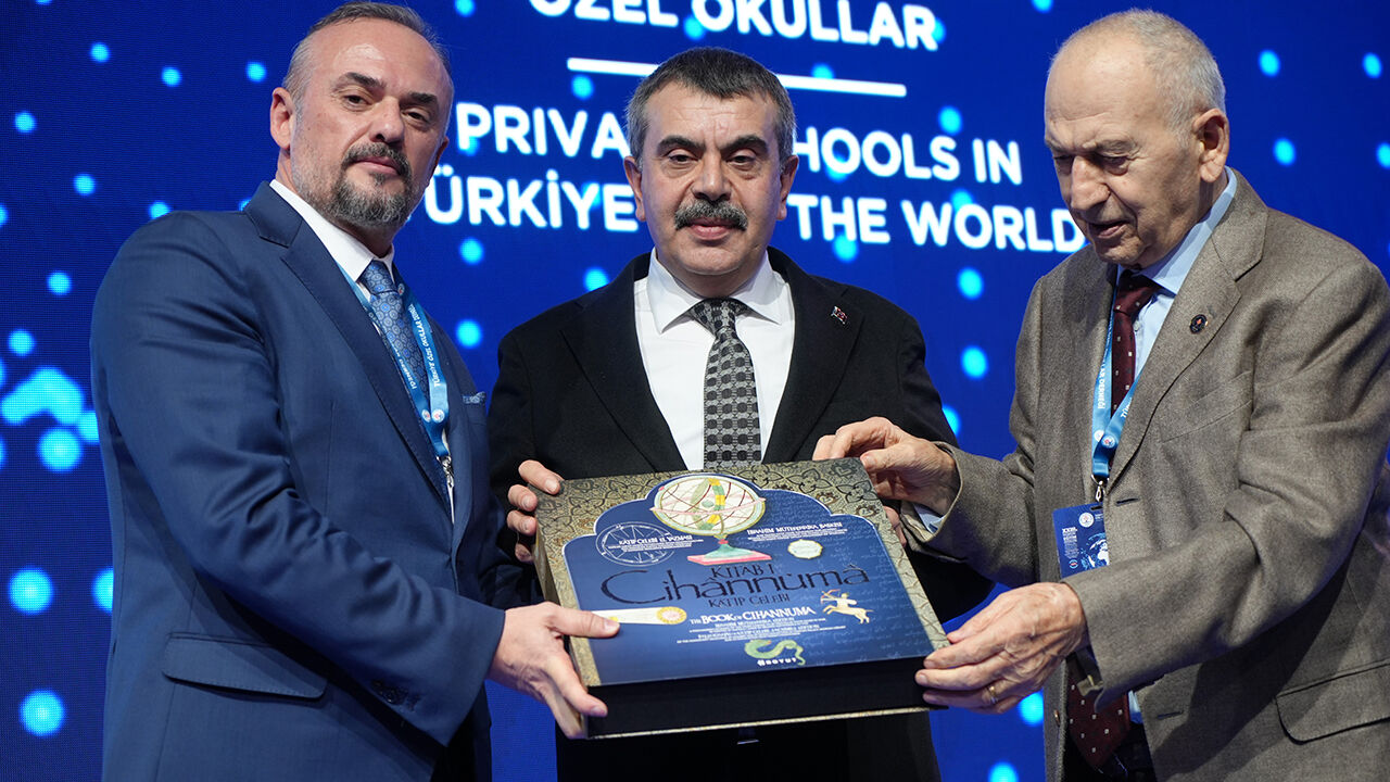 Millî Eğitim Bakanı Yusuf Tekin özel okulları ikaz etti: İçinizdeki çürük elmaları ayıklayın, yoksa... - 1. Resim