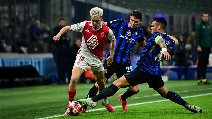 Şampiyonlar Ligi maç sonuçları: Devler Liginde ilk sekize kimler girdi, hangi takımlar tur atladı? Play off turuna kalanlar ve elenenler - 1. Resim