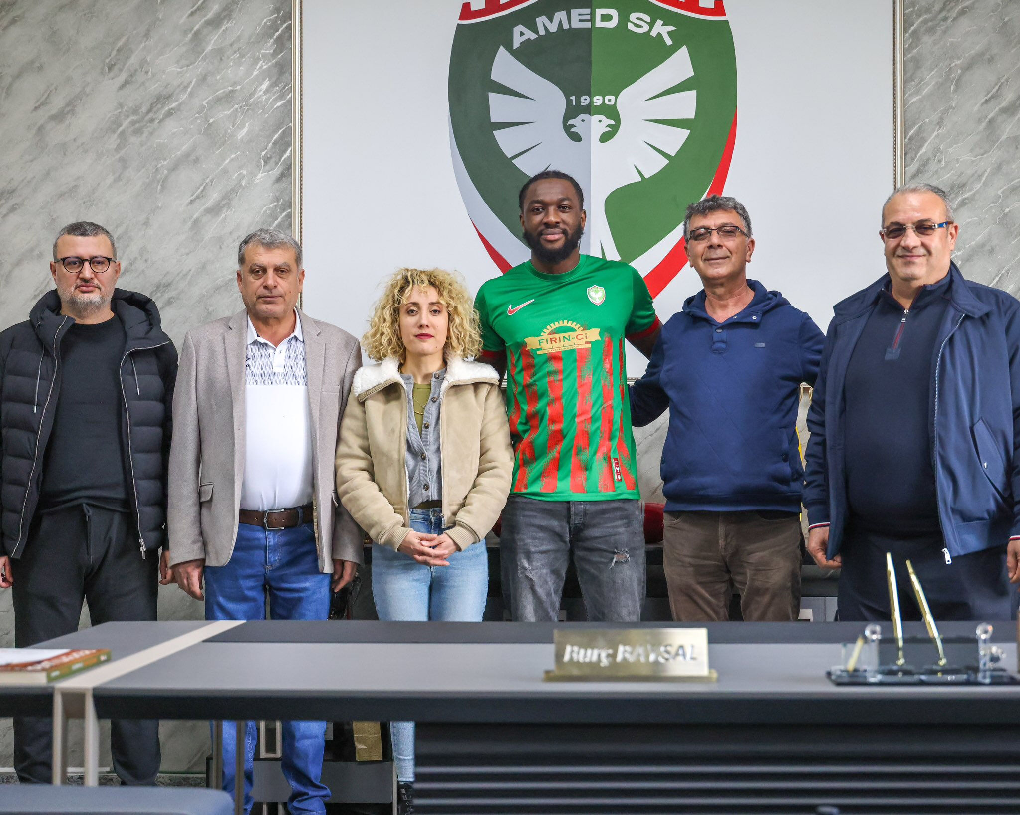 Charly Keita kimdir, kaç yaşında, hangi mevkide oynuyor? Amedspor'un yeni transferi Charly Keita futbol kariyeri gündem oldu Charly Keita kimdir, kaç yaşında, hangi mevkide oynuyor? Amedspor'un yeni transferi Charly Keita futbol kariyeri gündem oldu - 1. Resim
