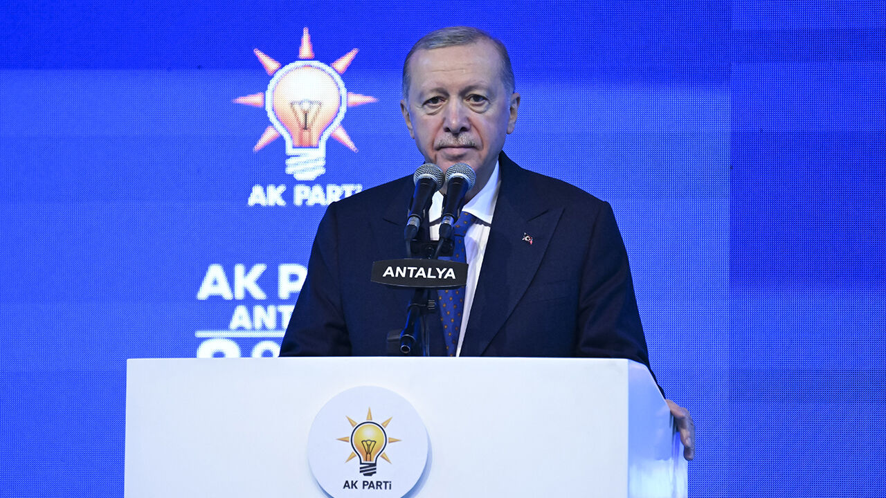 Erdoğan muhalefete yüklendikçe yüklendi! "Muhatap alsak bize yazık, almasak millete..." Cumhurbaşkanı Erdoğan'dan Antalya'da önemli açıklamalar - 1. Resim