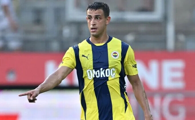 Fenerbahçe'de ayrılık resmileşti! Genç oyuncu Slovenya'ya gidiyor Fenerbahçe'de ayrılık resmileşti! Genç oyuncu Slovenya'ya gidiyor - 1. Resim