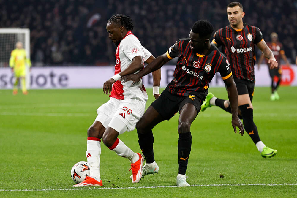 Galatasaray ve Fenerbahçe play-Off’lara kaldı! Elde var iki tur bir kahır! - 7. Resim