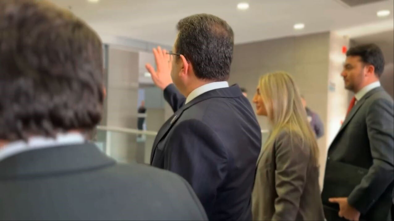 İBB Başkanı Ekrem İmamoğlu "bilirkişi" ve "Akın Gürlek" soruşturmaları kapsamında ifade verdi İBB Başkanı Ekrem İmamoğlu "bilirkişi" ve "Akın Gürlek" soruşturmaları kapsamında ifade verdi - 1. Resim