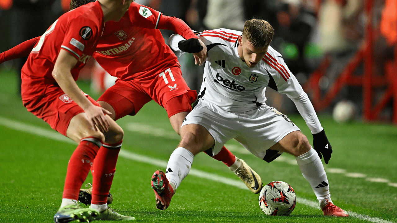 Nihat Kahveci'den Galatasaray ve Fenerbahçe tahmini! İstediği rakipleri açıkladı Nihat Kahveci'den Galatasaray ve Fenerbahçe tahmini! İstediği rakipleri açıkladı - 7. Resim