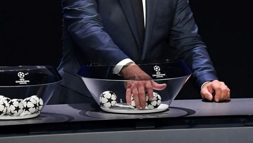 UEFA Şampiyonlar Ligi play-off turu eşleşmeleri belli oldu! UEFA Şampiyonlar Ligi play-off turu eşleşmeleri belli oldu! - 1. Resim