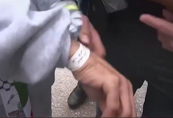 Esir takasında dördüncü tur! 3 İsrailli için 183 Filistinli mahkum serbest bırakıldı Esir takasında dördüncü tur! 3 İsrailli için 183 Filistinli mahkum serbest bırakıldı - 2. Resim