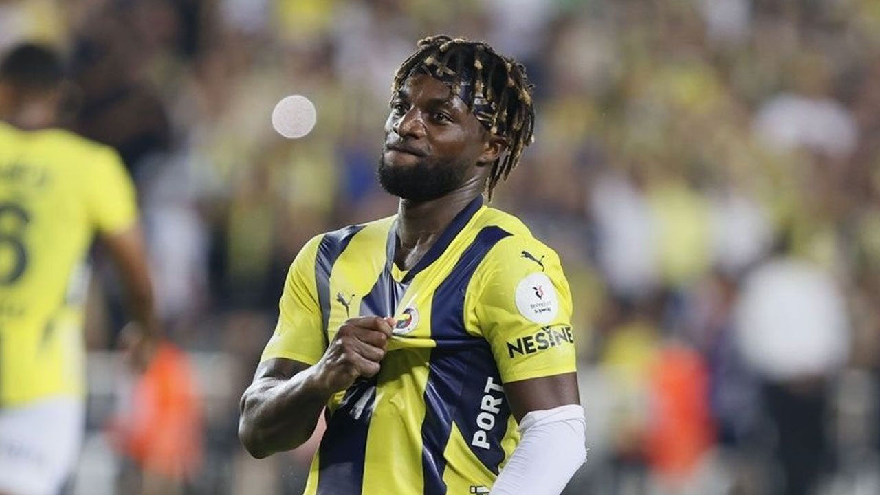 Takımdan ayrılması bekleniyordu! Allan Saint-Maximin için şoke eden iddia Takımdan ayrılması bekleniyordu! Allan Saint-Maximin için şoke eden iddia - 1. Resim