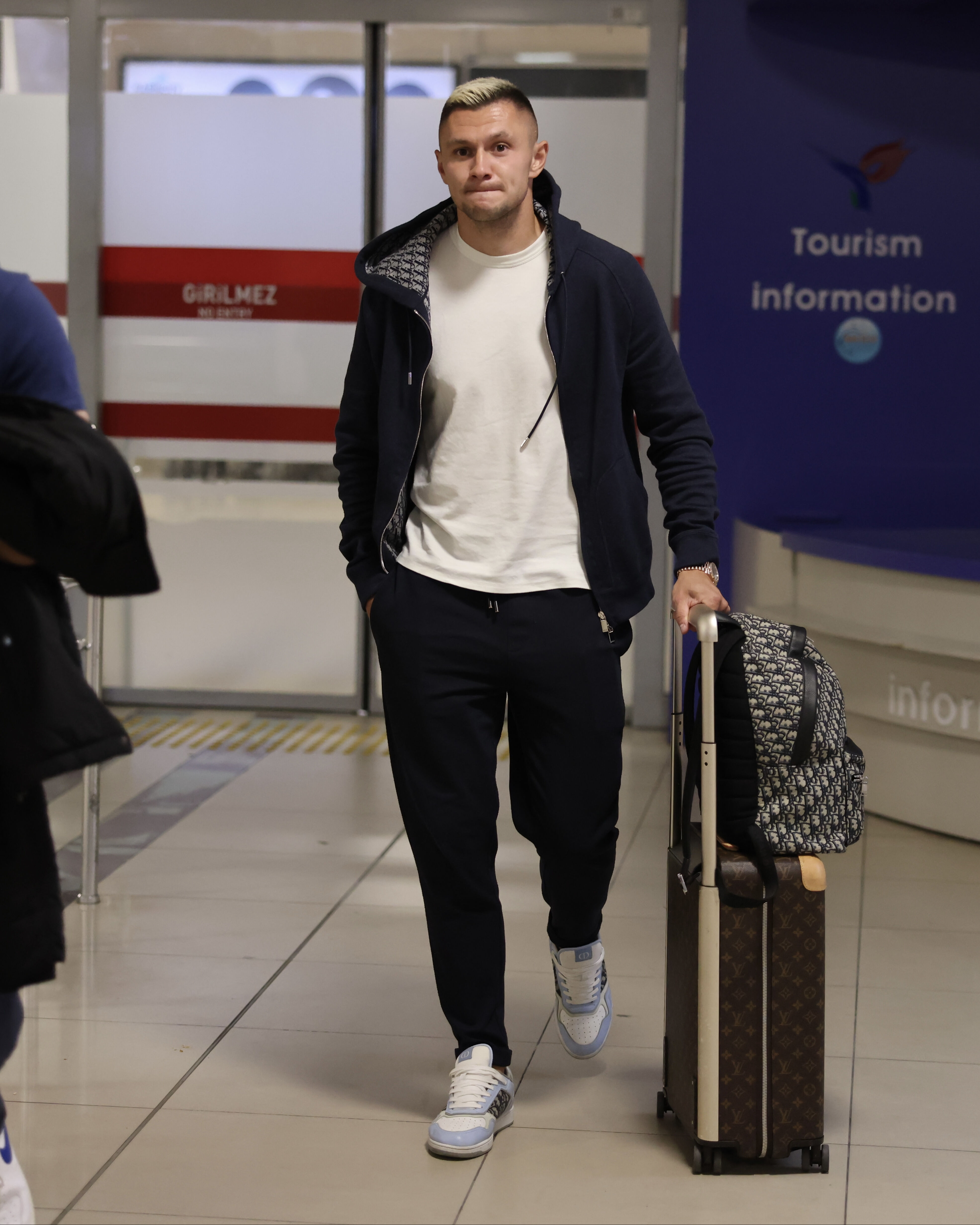 Transferi Şenol Güneş bizzat açıklamıştı! Oleksandr Zubkov Trabzon’a indi - 1. Resim