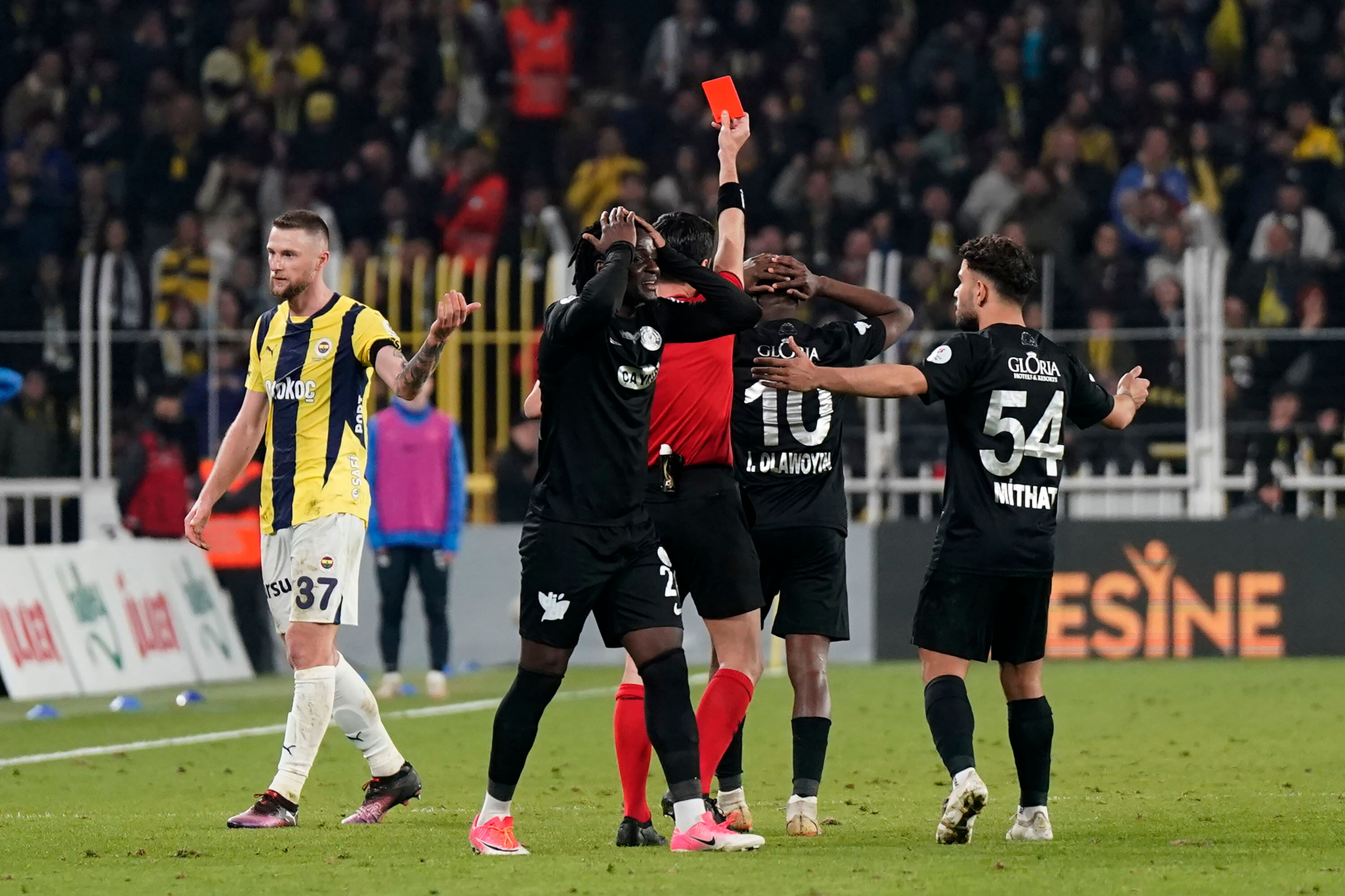 Fenerbahçe - Çaykur Rizespor | Canlı Anlatım - 2. Resim