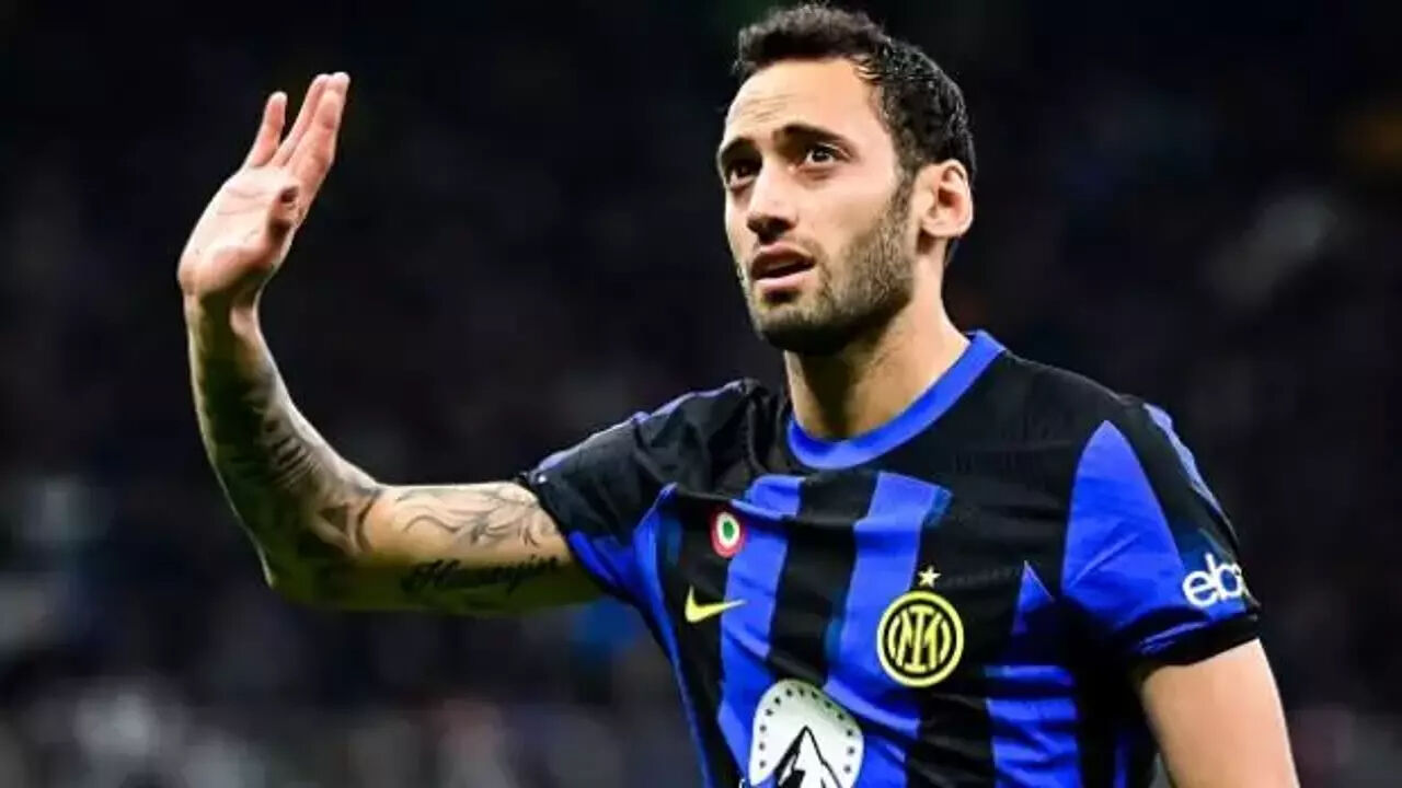 Hakan Çalhanoğlu sakatlandı mı, neden yok? Milan İnter maçı hakemi Daniele Chiffi oldu! - 2. Resim