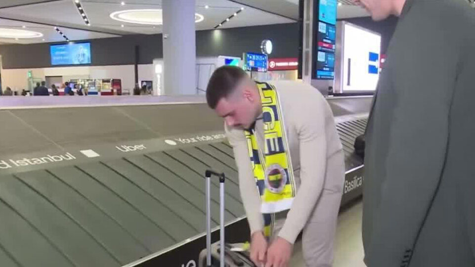 Ognjen Mimovic'in zor anları canlı yayına yansıdı! Ognjen Mimovic'in zor anları canlı yayına yansıdı! - 1. Resim