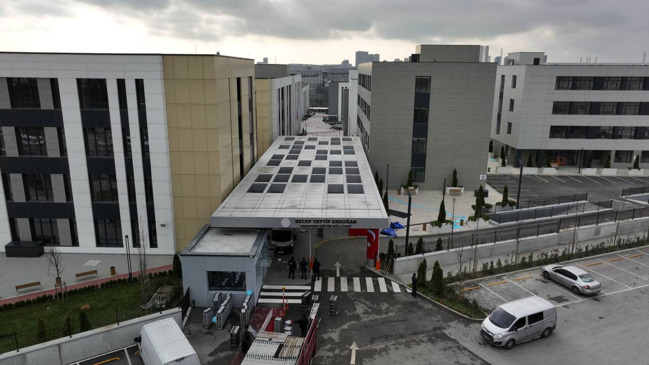 Açılışı Erdoğan yaptı, Türkiye'nin en büyüğü oldu! Esenyurt Eğitim Külliyesi açıldı Açılışı Erdoğan yaptı, Türkiye'nin en büyüğü oldu! Esenyurt Eğitim Külliyesi açıldı - 1. Resim