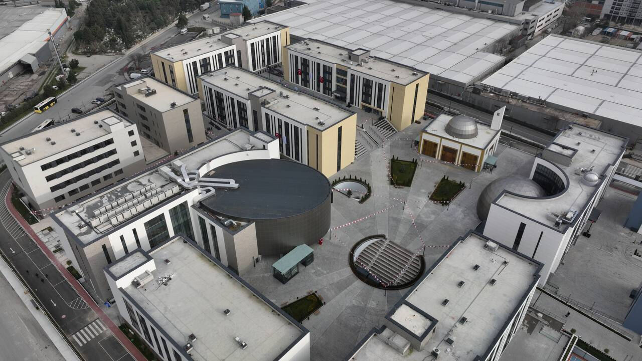 Açılışı Erdoğan yaptı, Türkiye'nin en büyüğü oldu! Esenyurt Eğitim Külliyesi açıldı Açılışı Erdoğan yaptı, Türkiye'nin en büyüğü oldu! Esenyurt Eğitim Külliyesi açıldı - 4. Resim