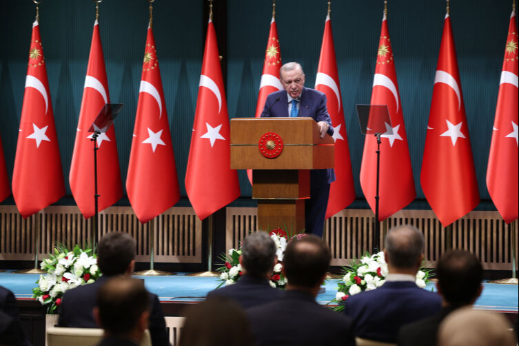 Erdoğan'dan muhalefete 6 Şubat tepkisi: Deprem turistlerinin insafına bırakmayacağız Erdoğan'dan muhalefete 6 Şubat tepkisi: Deprem turistlerinin insafına bırakmayacağız - 1. Resim