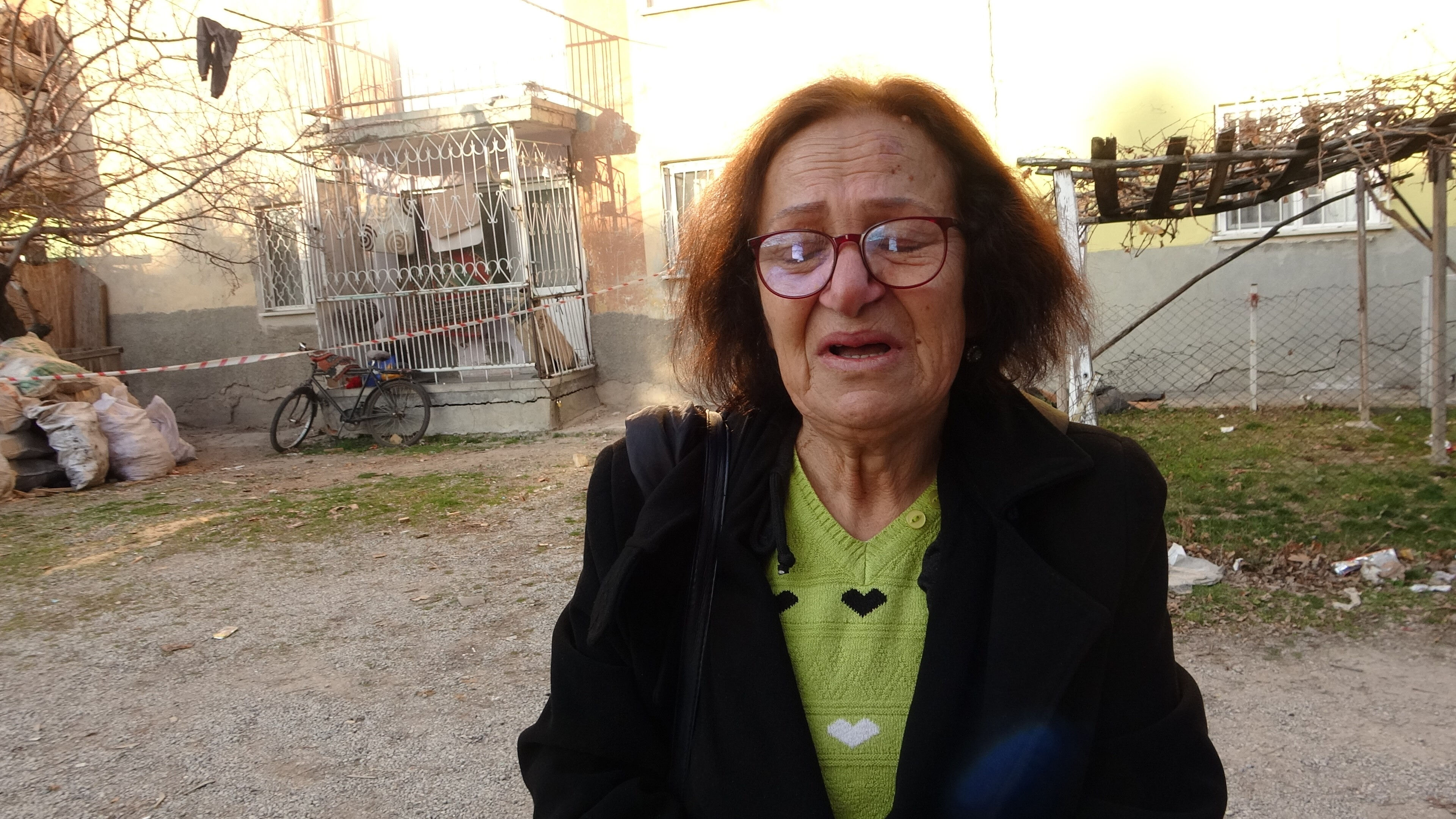 Felaketin yaşandığı Konya'da 5 katlı binada çökme riski! AFAD 20 daireden 60 kişiyi tahliye etti Felaketin yaşandığı Konya'da 5 katlı binada çökme riski! AFAD 20 daireden 60 kişi tahliye etti - 3. Resim