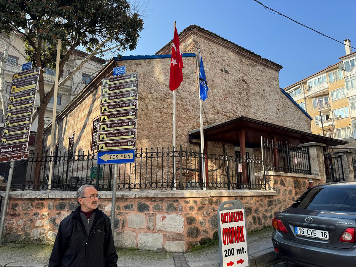 700 yıllık medrese binasına tuvalet inşa edildi: Rutubetlenme başladı, yıkılırsa şaşırmayın! - 1. Resim