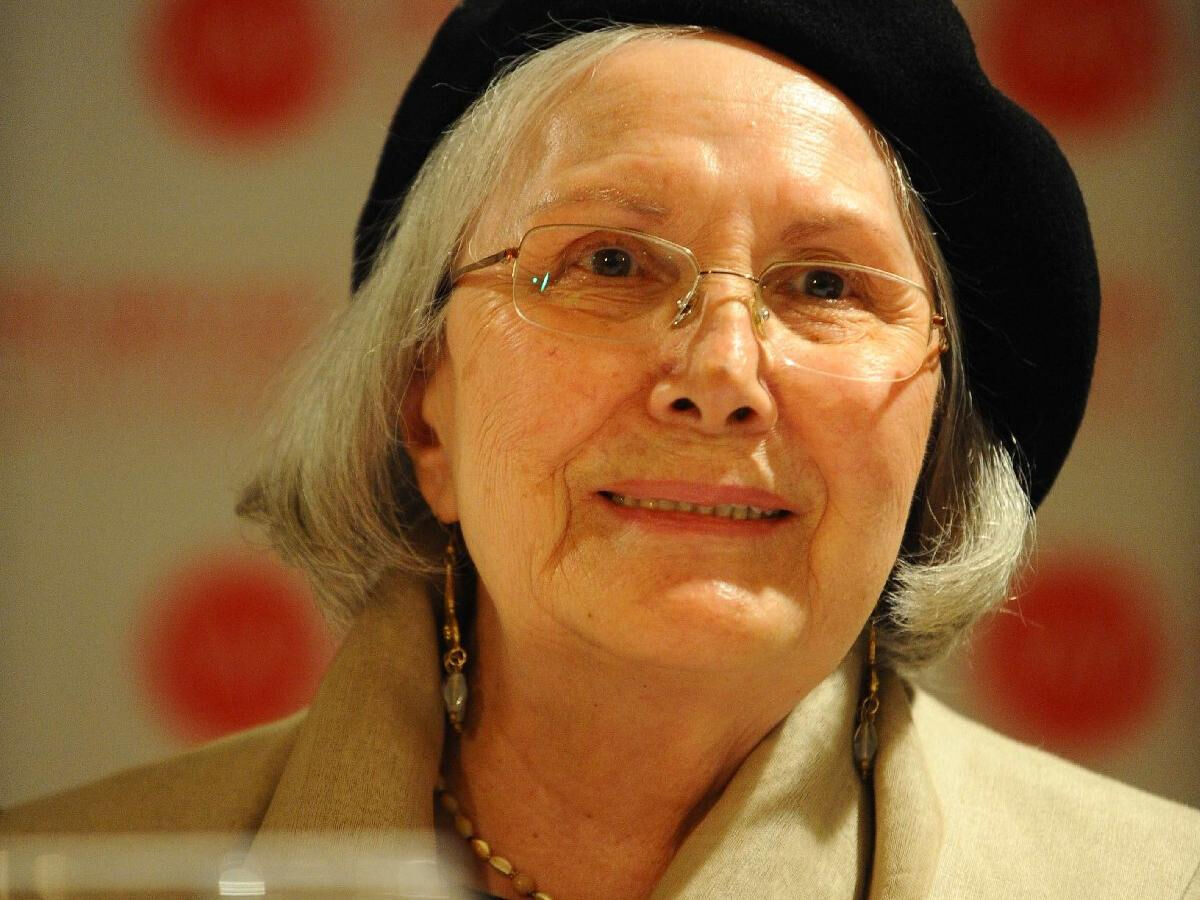 Adalet Ağaoğlu kimdir, kısaca eserleri ödülleri ve hayatı Adalet Ağaoğlu kimdir, kısaca eserleri ödülleri ve hayatı - 4. Resim