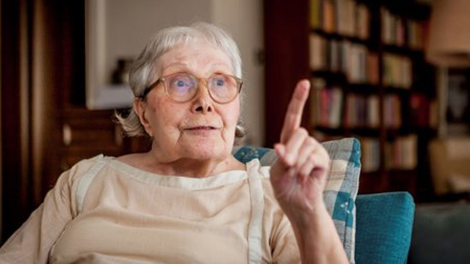 Adalet Ağaoğlu kimdir, kısaca eserleri ödülleri ve hayatı Adalet Ağaoğlu kimdir, kısaca eserleri ödülleri ve hayatı - 3. Resim