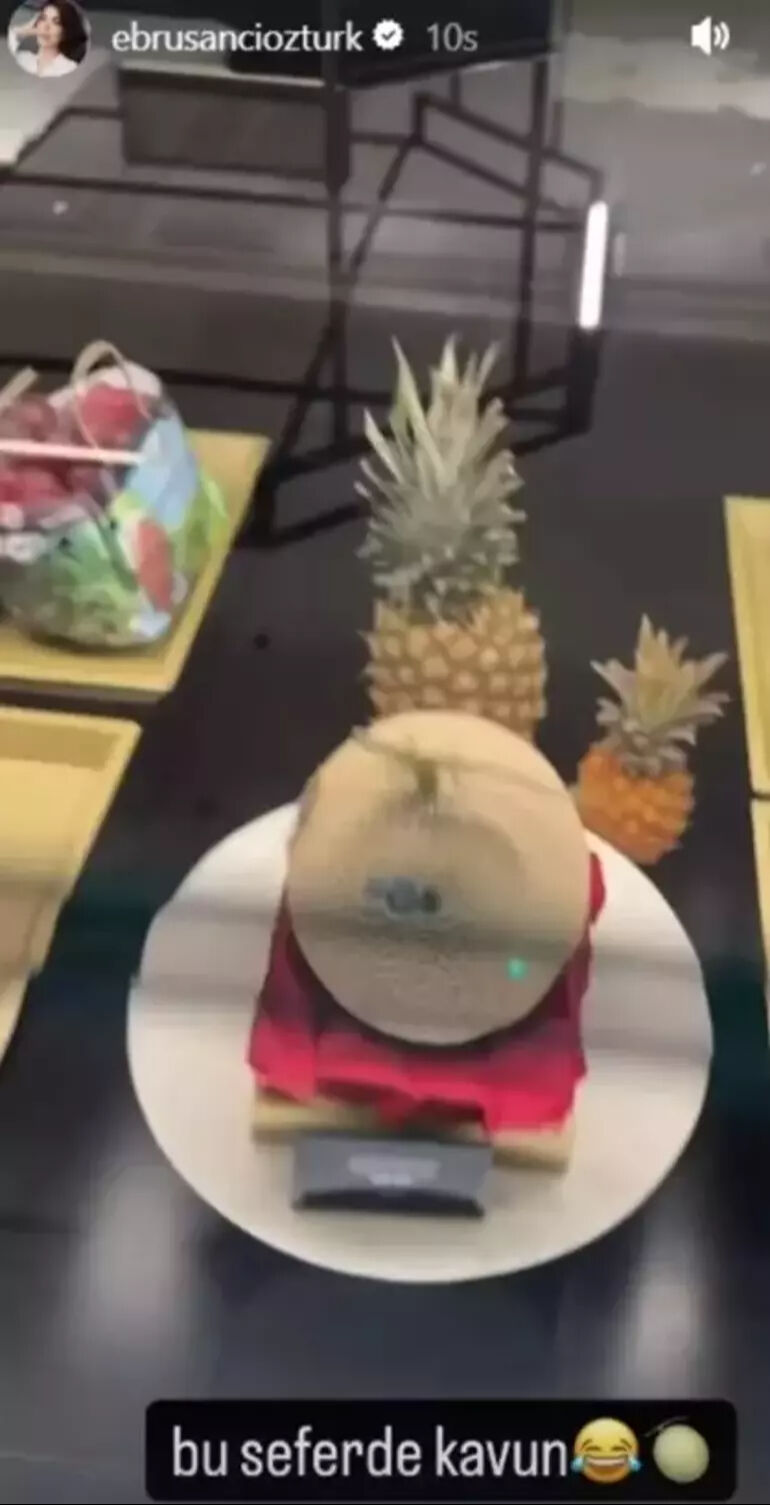 Ebru Şancı Öztürk kavunun ücretini paylaştı! Görenler gözlerine inanamadı Ebru Şancı Öztürk kavunun ücretini paylaştı! Görenler gözlerine inanamadı - 3. Resim