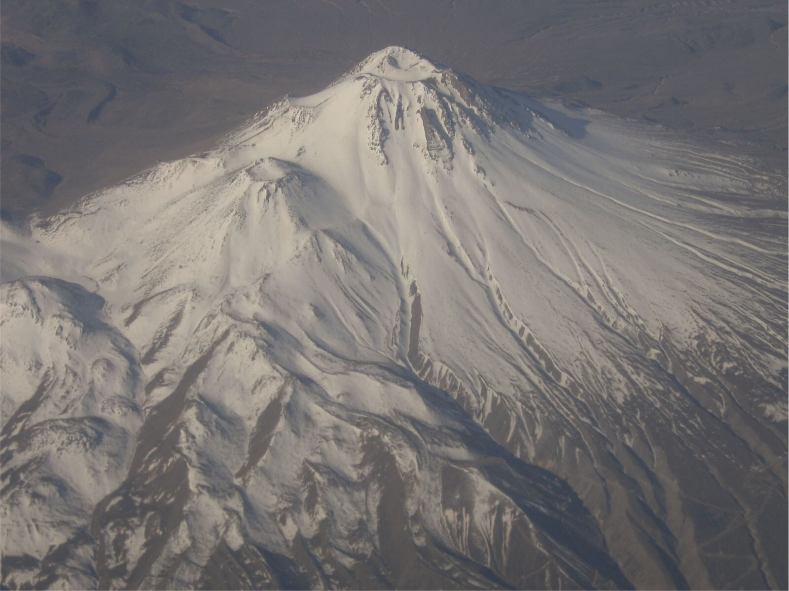 Depremle birlikte volkanik risk! Türkiye'de aktif yanardağ var mı? Prof. Dr. Abdussamet Arslan açıkladı Hasandağı’nda volkanik risk! 8600 yıldır uykudaydı, deprem harekete geçirdi - 1. Resim