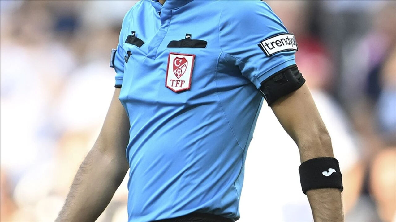 Muhtemel ilk 11 belli oldu! Beşiktaş - Kırklarelispor maçı hakemi Ozan Ergün kimdir, nereli, kaç yaşında? Muhtemel ilk 11 belli oldu! Beşiktaş - Kırklarelispor maçı hakemi Ozan Ergün kimdir, nereli, kaç yaşında? - 3. Resim