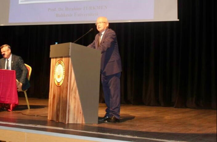 Özellikle iki ilçeyi işaret etti! 7 büyüklüğünde deprem ve tsunami tehlikesine dikkat - 1. Resim