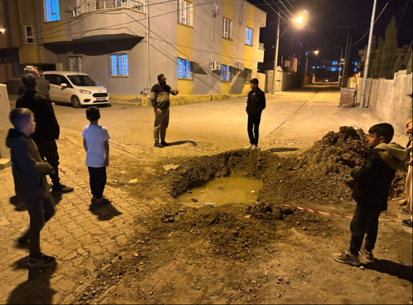 Silopi'de skandal ihmal! Açık bırakılan çukura düşen çocuk ölümden döndü - 1. Resim