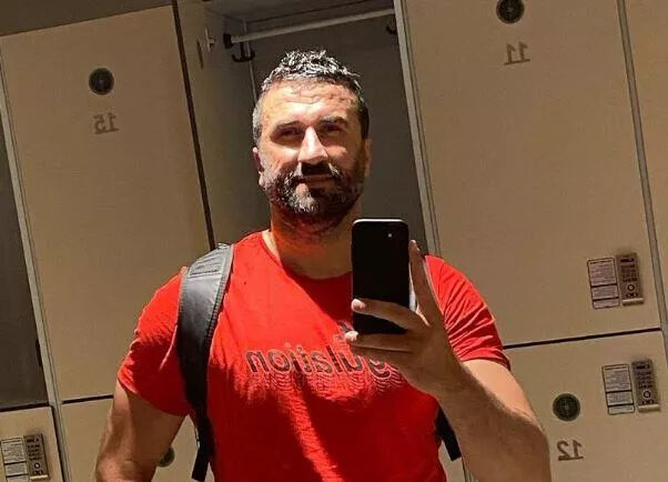 Survivor Hikmet Tuğsuz kimdir, nereli, kaç yaşında? 2025 Survivor yarışmasına yedeklerden katıldı! Survivor Hikmet Tuğsuz kimdir, nereli, kaç yaşında? 2025 Survivor yarışmasına yedeklerden katıldı! - 2. Resim