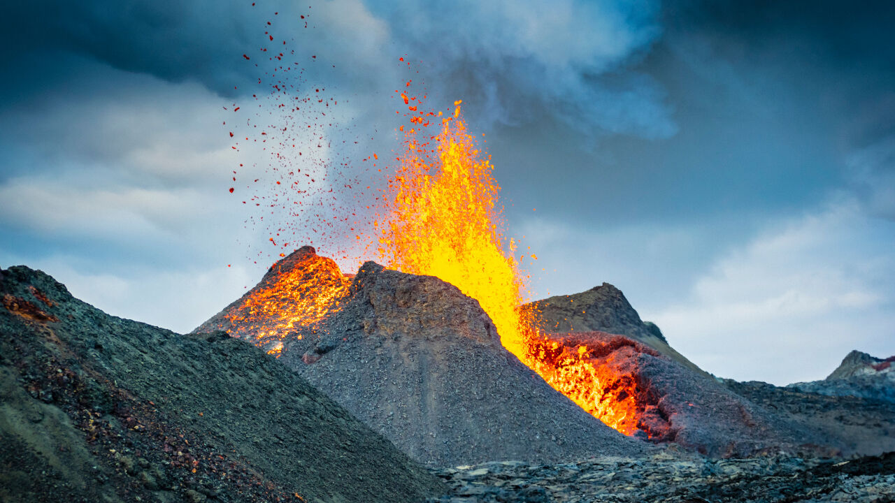 Türkiye'de aktif yanardağ var mı, deprem yanardağı tetikler mi? Yunanistan yanardağı ve Ege Depremleri endişeye neden oldu! - 3. Resim